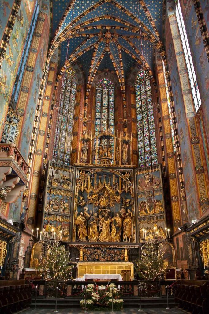Kościół Mariacki - rzeźbiony ołtarz autorstwa Wita Stwosza 
