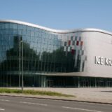 ice kraków - geometryczna budowla ze szkła