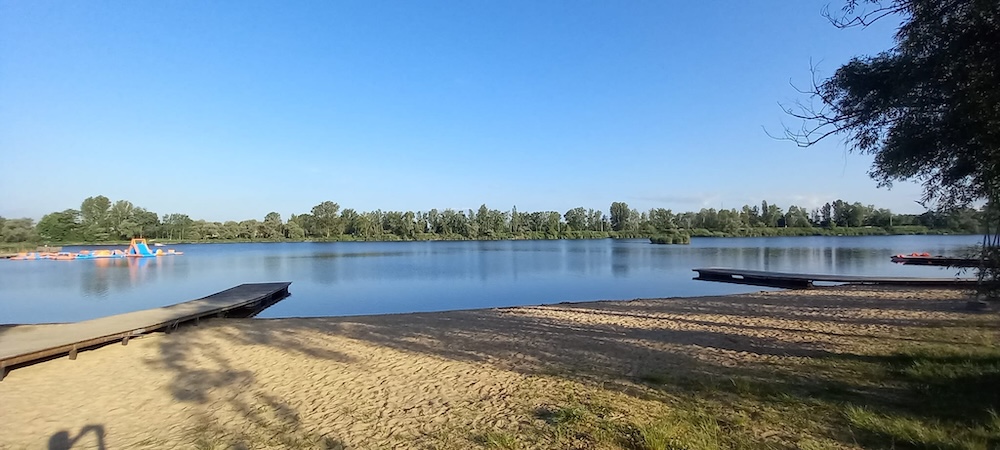 kąpielisko przylasek rusiecki - piaszczysta plaża 
