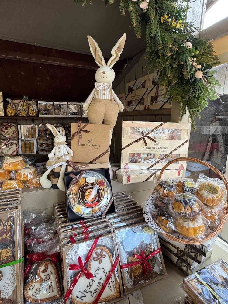 słodkie wyroby na jarmarku wielkanocnym 